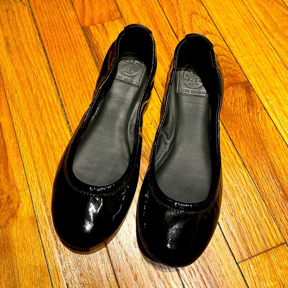 Tory Burch Glossy Shiny Ballerinas Flats Leather Slip on Round toe Rubber sole - Picture 2 of 12